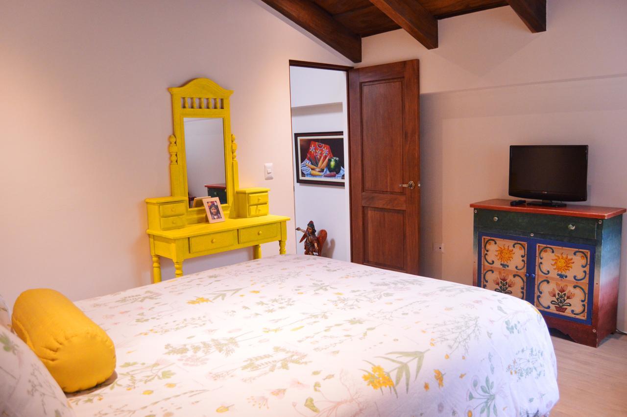 Casa Girasol Bed & Breakfast Antigua Екстериор снимка